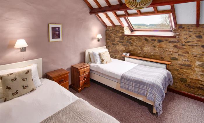 Bedroom, Beds, Cottage, Wales